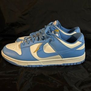 Nike dunks unc/coast size 13